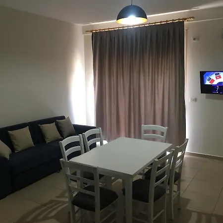 Alexander & Apartment