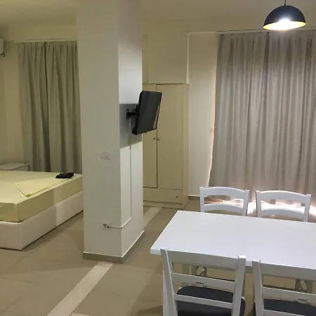 Appartement Alexander & *