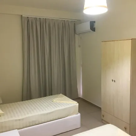 Daire Alexander & Dıraç