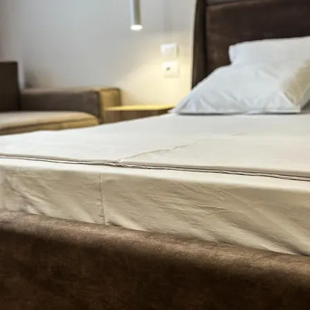 Alexander & 公寓 Durrës