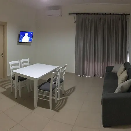 Alexander & Apartment